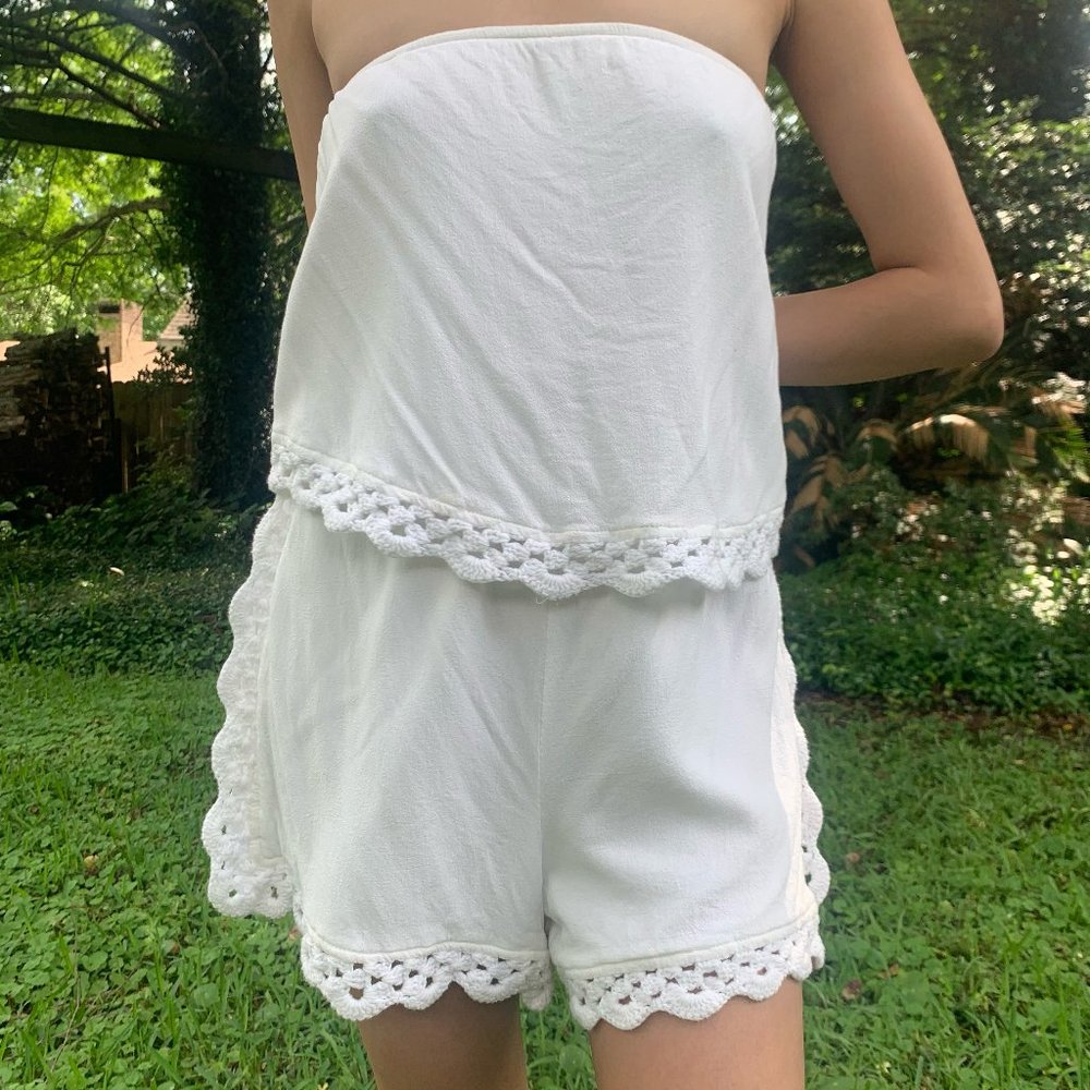 🥑FREE🥑 w/any FP purchase PacSun Strapless Crochet Romper in White